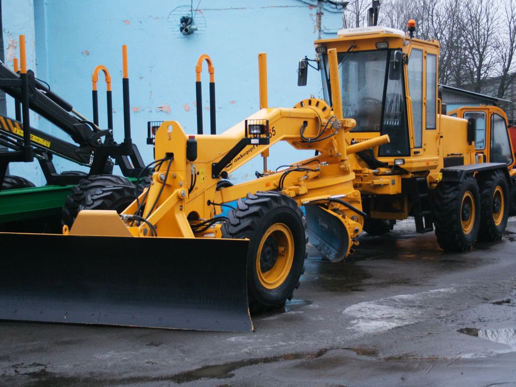 Servicii excavator pentru săpături Cluj