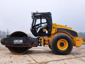 Închiriere cilindru compactor în Cluj